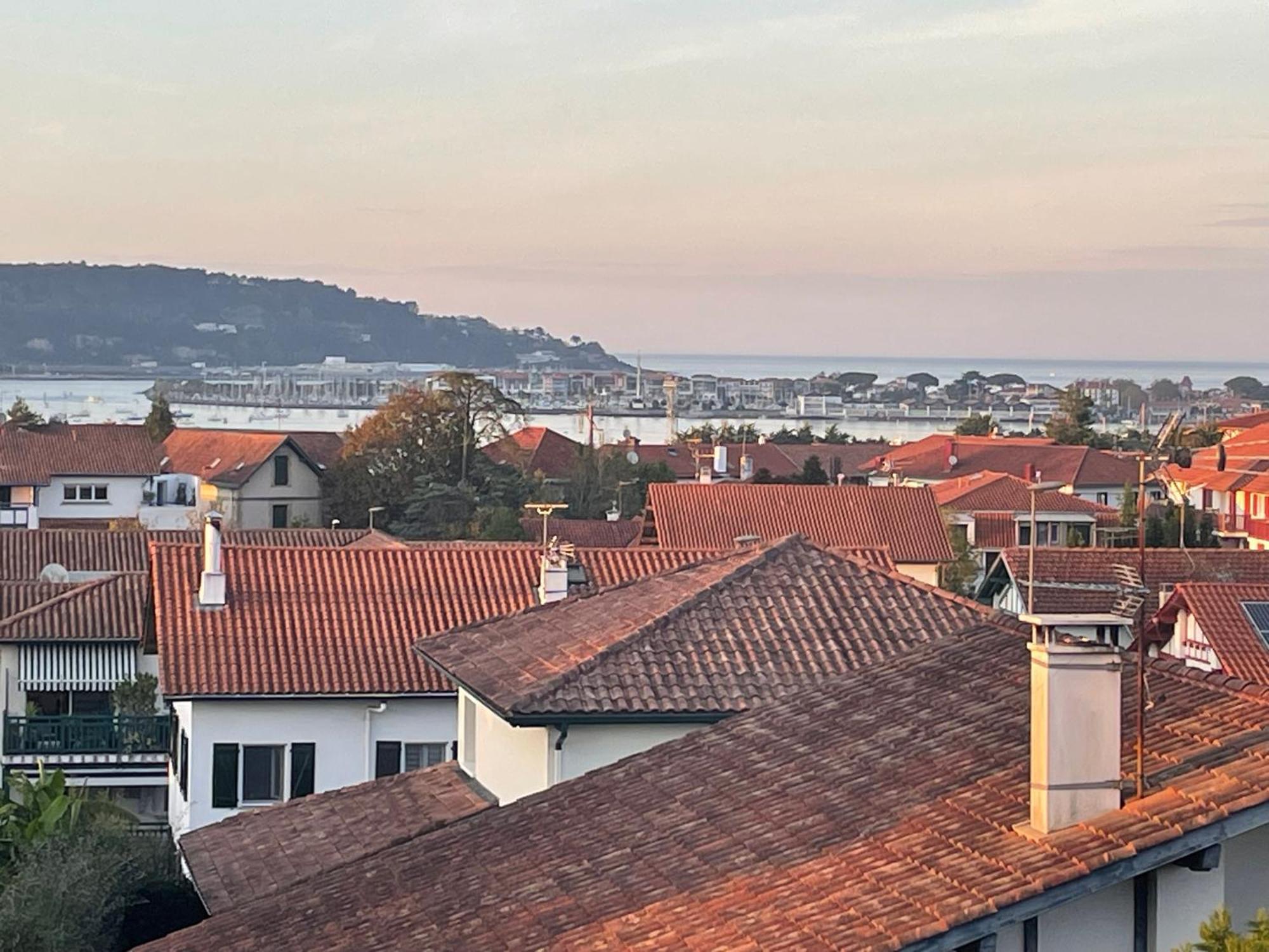 Hostel Demain C'Est Loin Hendaye Eksteriør billede